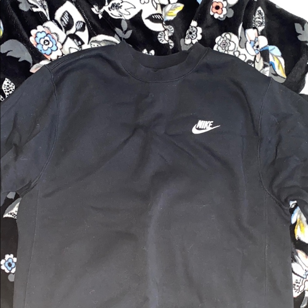 Nike crewneck